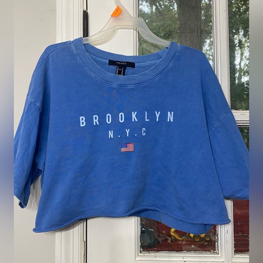 Forever 21 Brooklyn New York Cropped T-Shirt - M